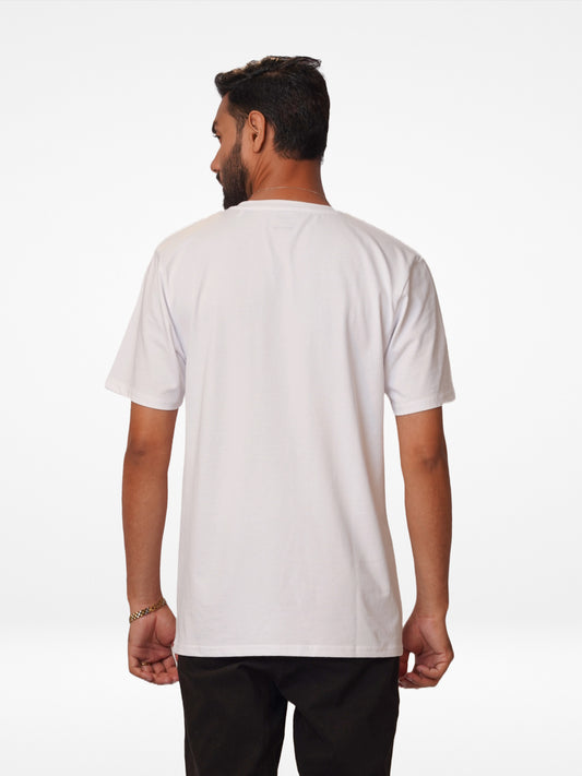 Men's Graphic Logo T-Shirt crafted with M𝗲𝗿𝗰𝗲𝗿𝗶𝘇𝗲𝗱 𝗳𝗶𝗻𝗶𝘀𝗵𝗶𝗻𝗴 - Inteblu™