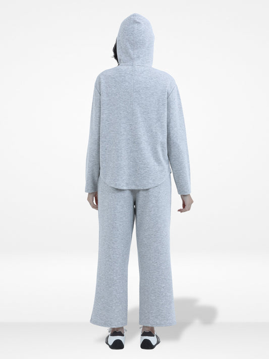 Women’s Hooded Sweatshirt – Trendy Loose Fit Pullover with Dropped Shoulders & Exaggerated Sleeves | Soft Scuba Fabric Casual Hoodie for Effortless Everyday Style