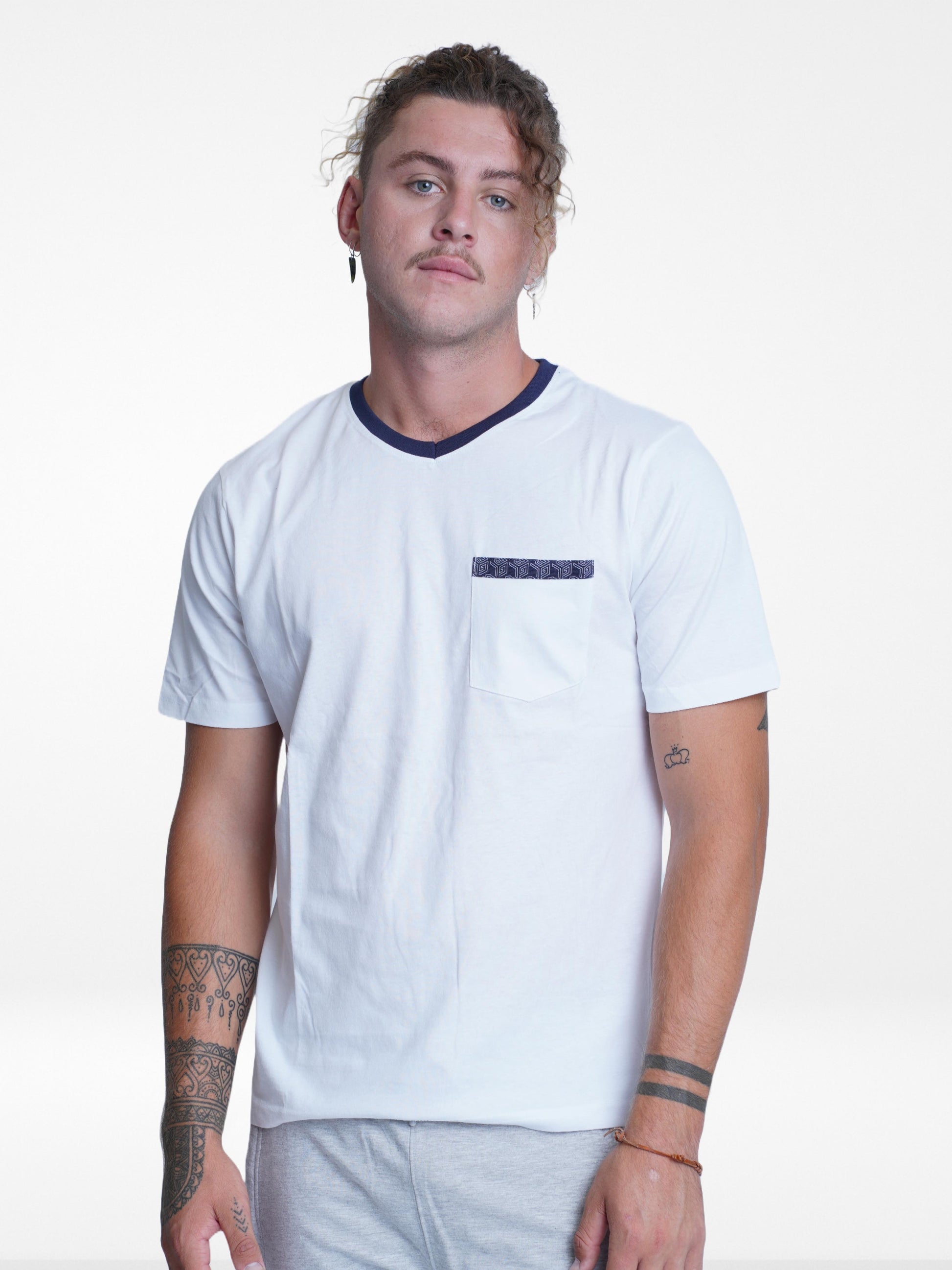 Men's V-Neck T-shirt With Chest Pocket - Inteblu™