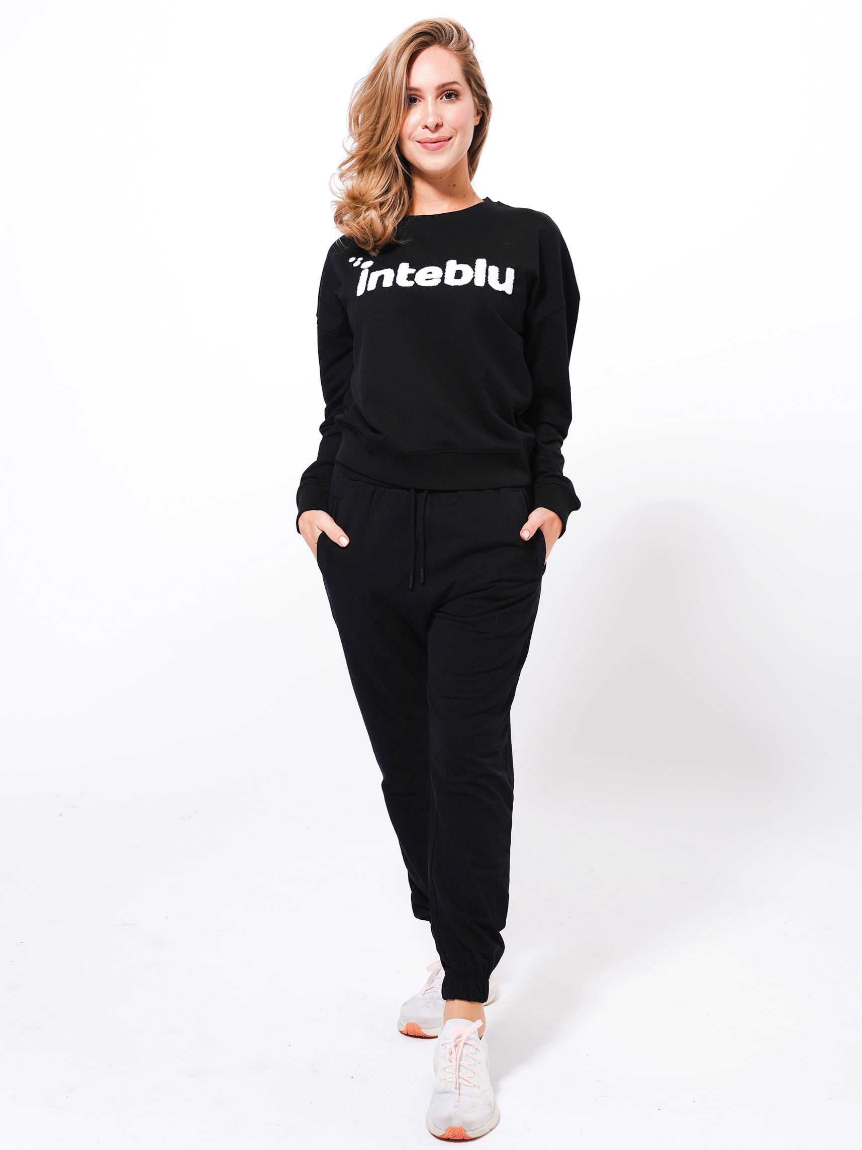 Women Sweatshirt & Joggers Set on Cotton Fabric |Black - inteblu