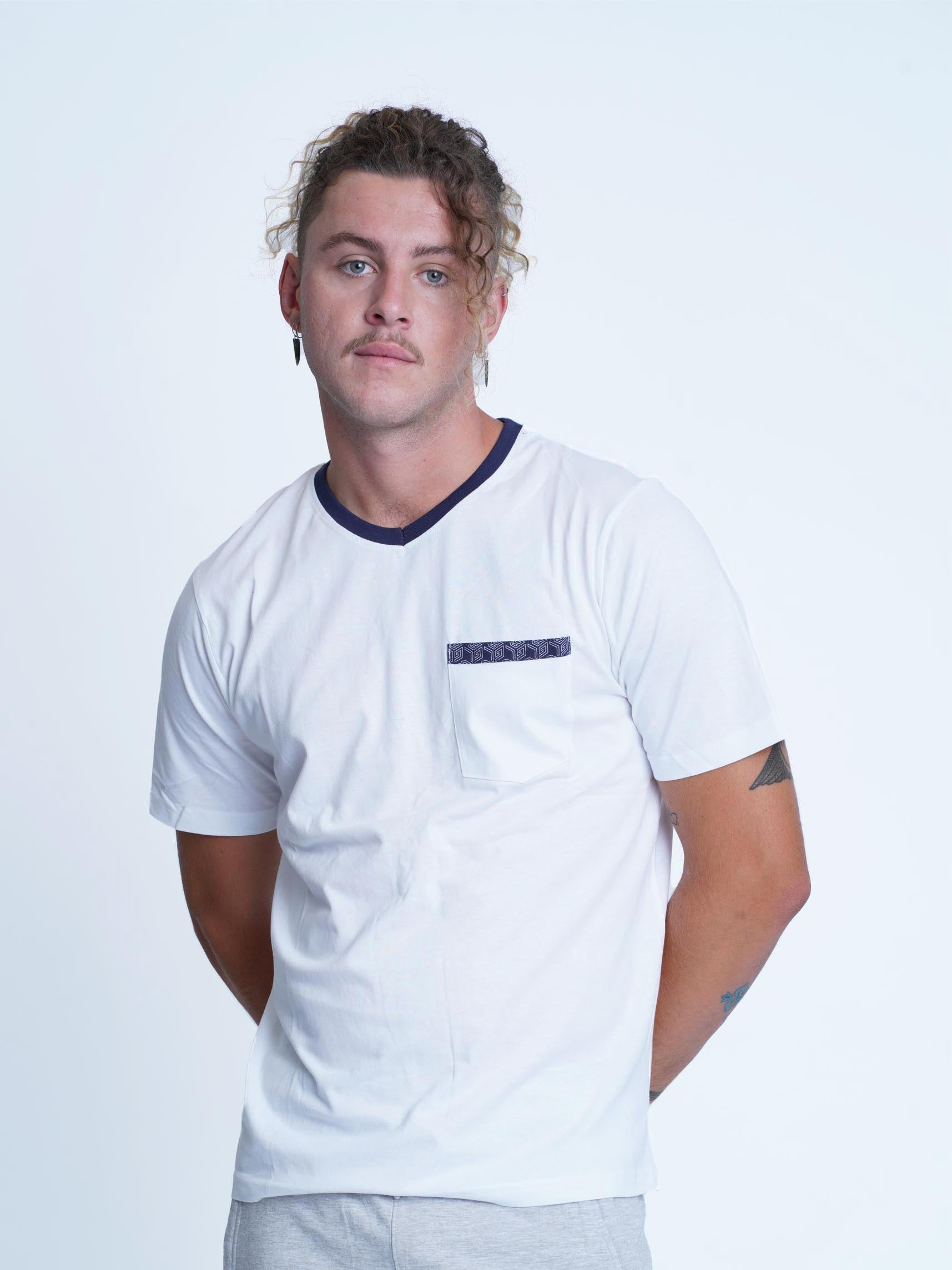 Men's V-Neck T-shirt With Chest Pocket - Inteblu™