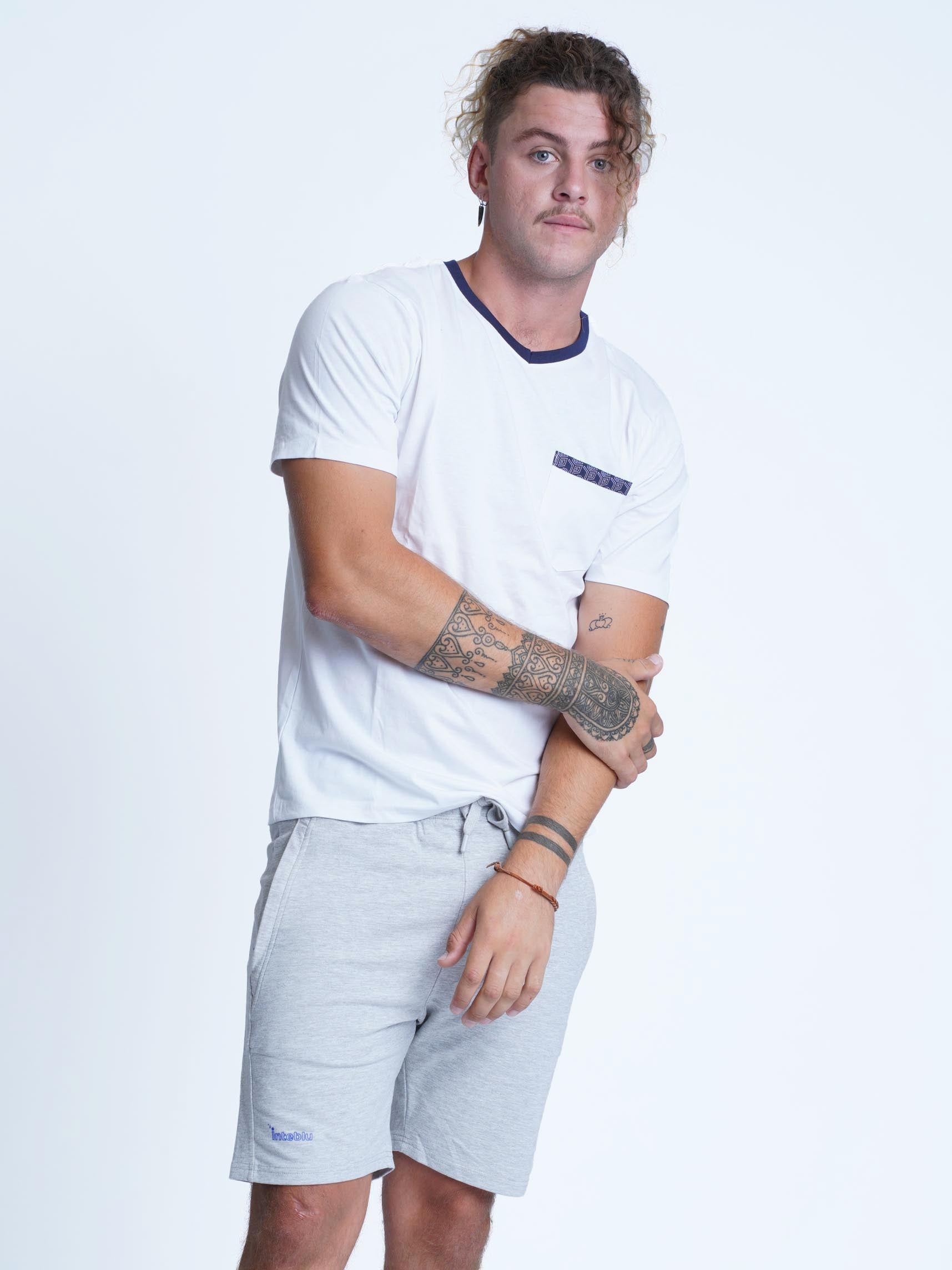 Men's V-Neck T-shirt With Chest Pocket - Inteblu™